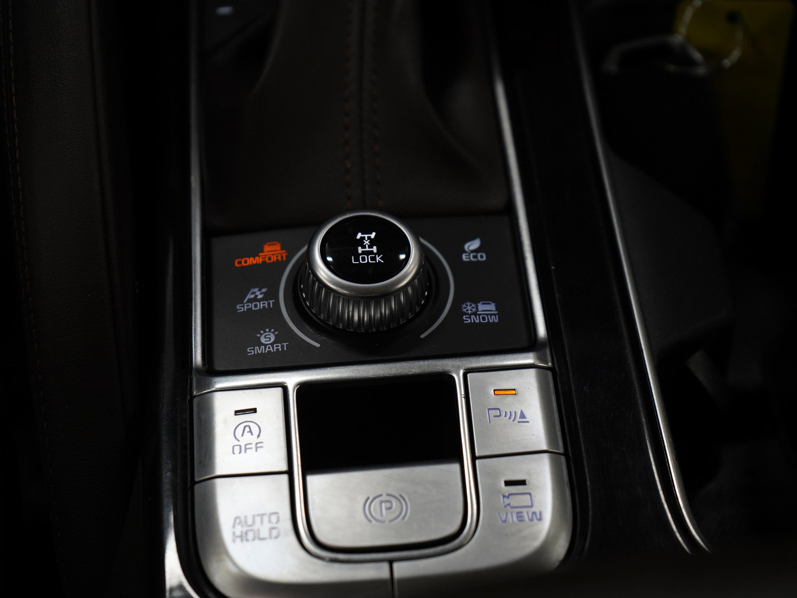Used 2020 Kia Telluride SX w/ Towing Package AWD/4WD image 20