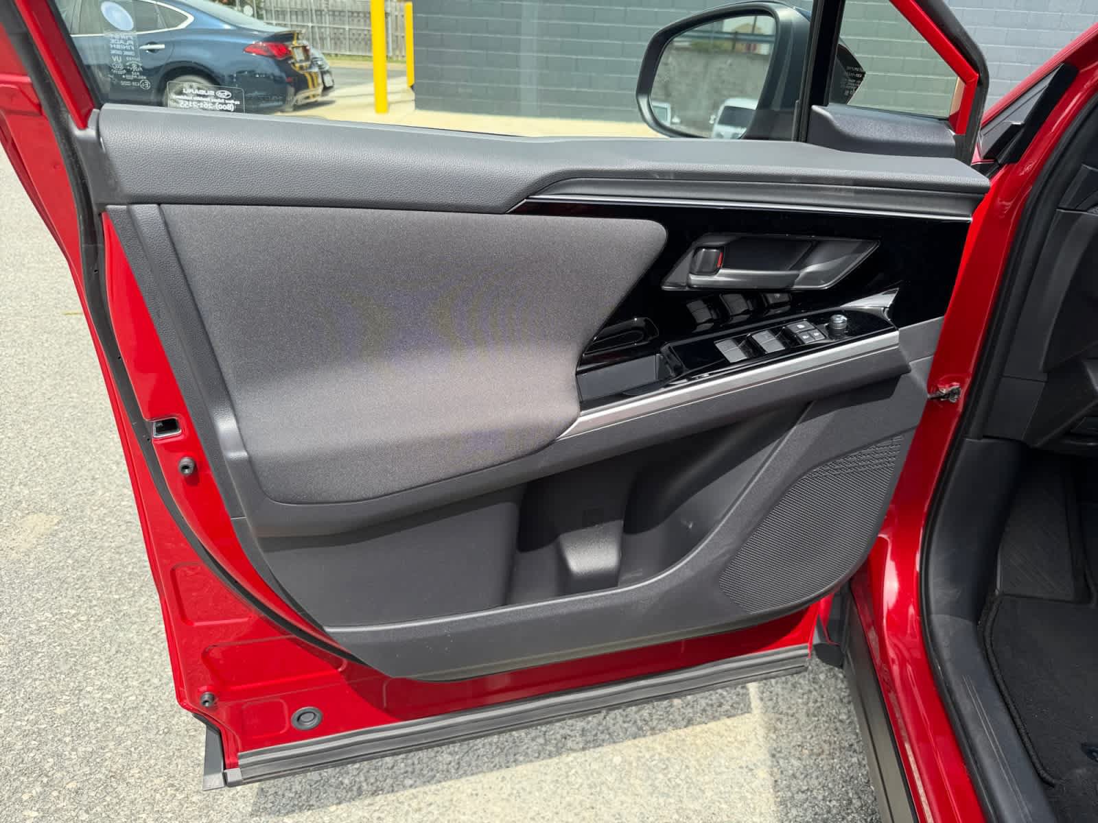 Used 2023 Subaru Solterra AWD image 17