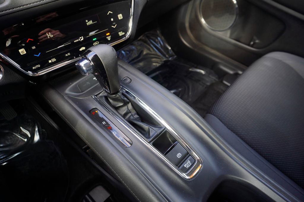 Used 2021 Honda HR-V EX image 18