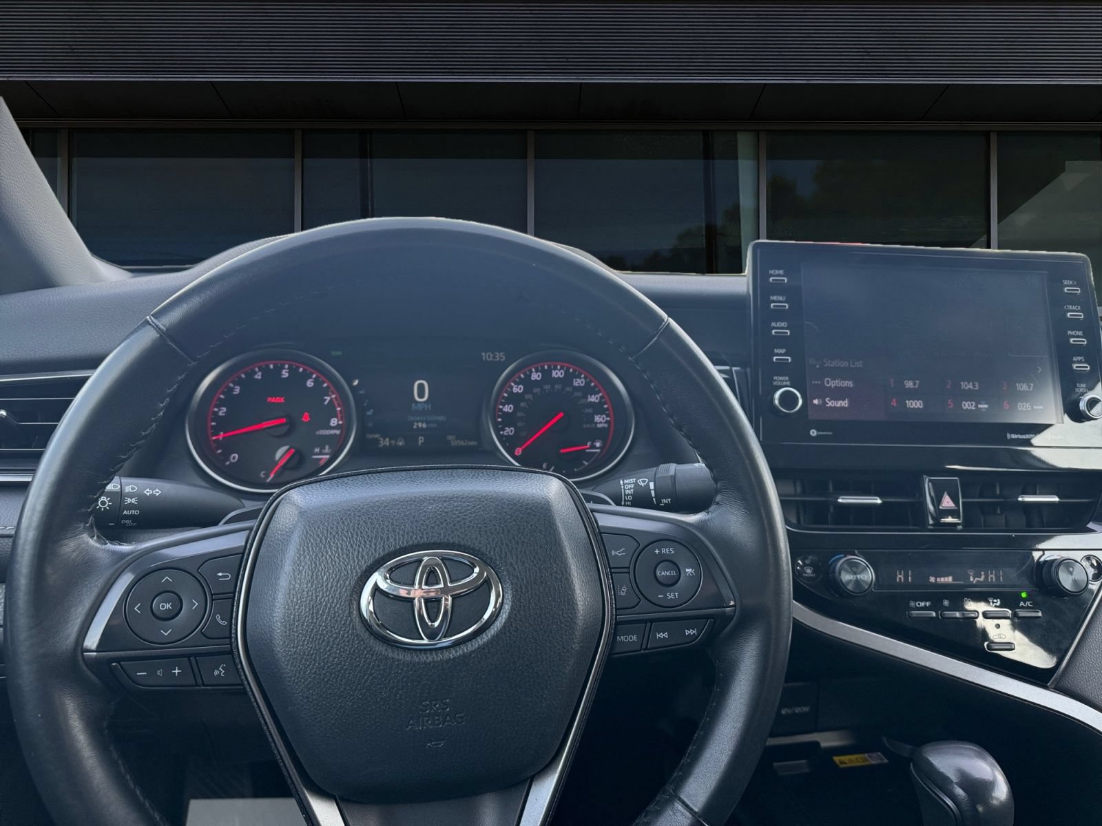 Used 2024 Toyota Camry XSE FWD image 3