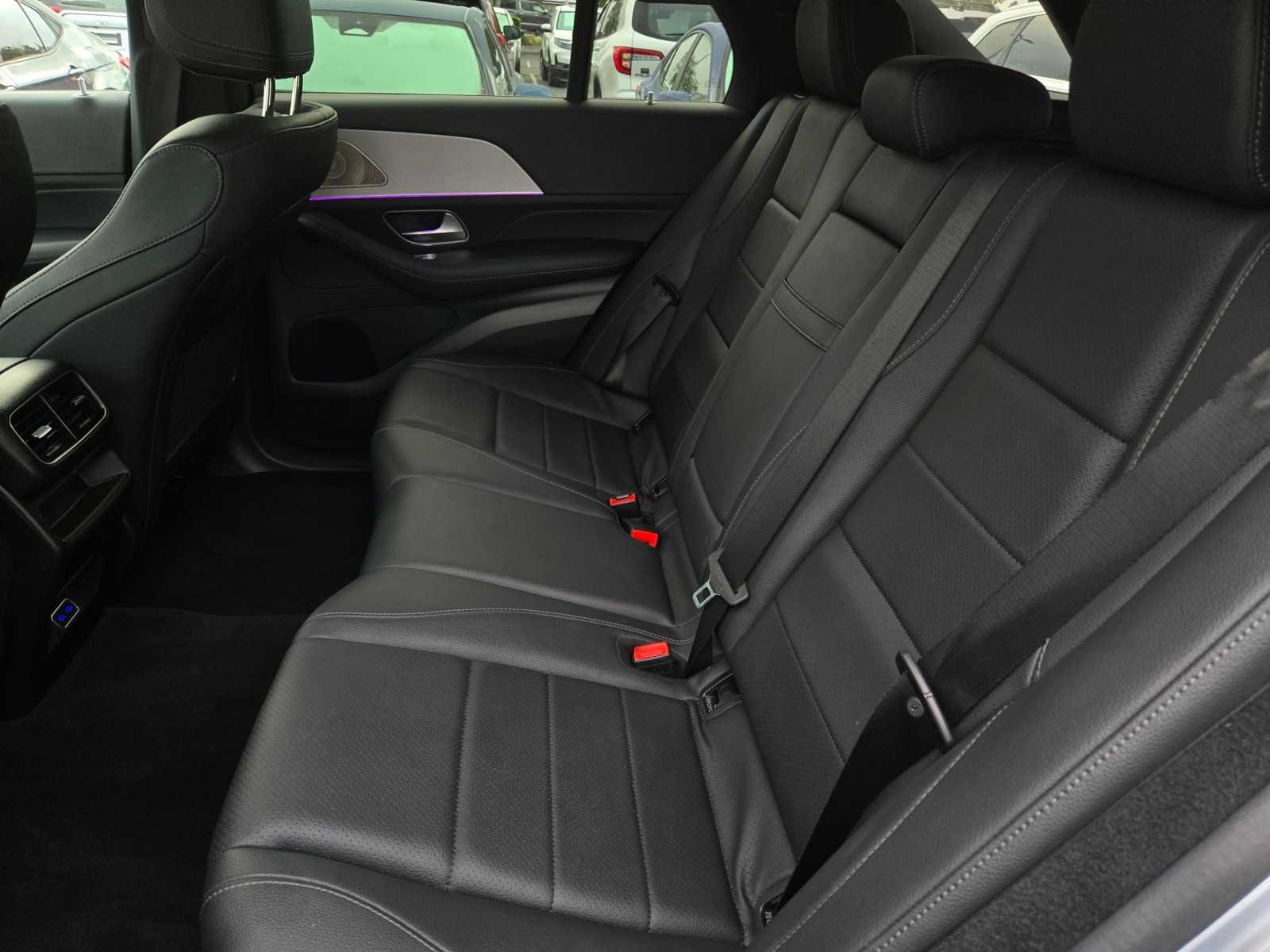 Used 2025 Mercedes-Benz GLE 350 4MATIC w/ Driver Assistance Package image 12
