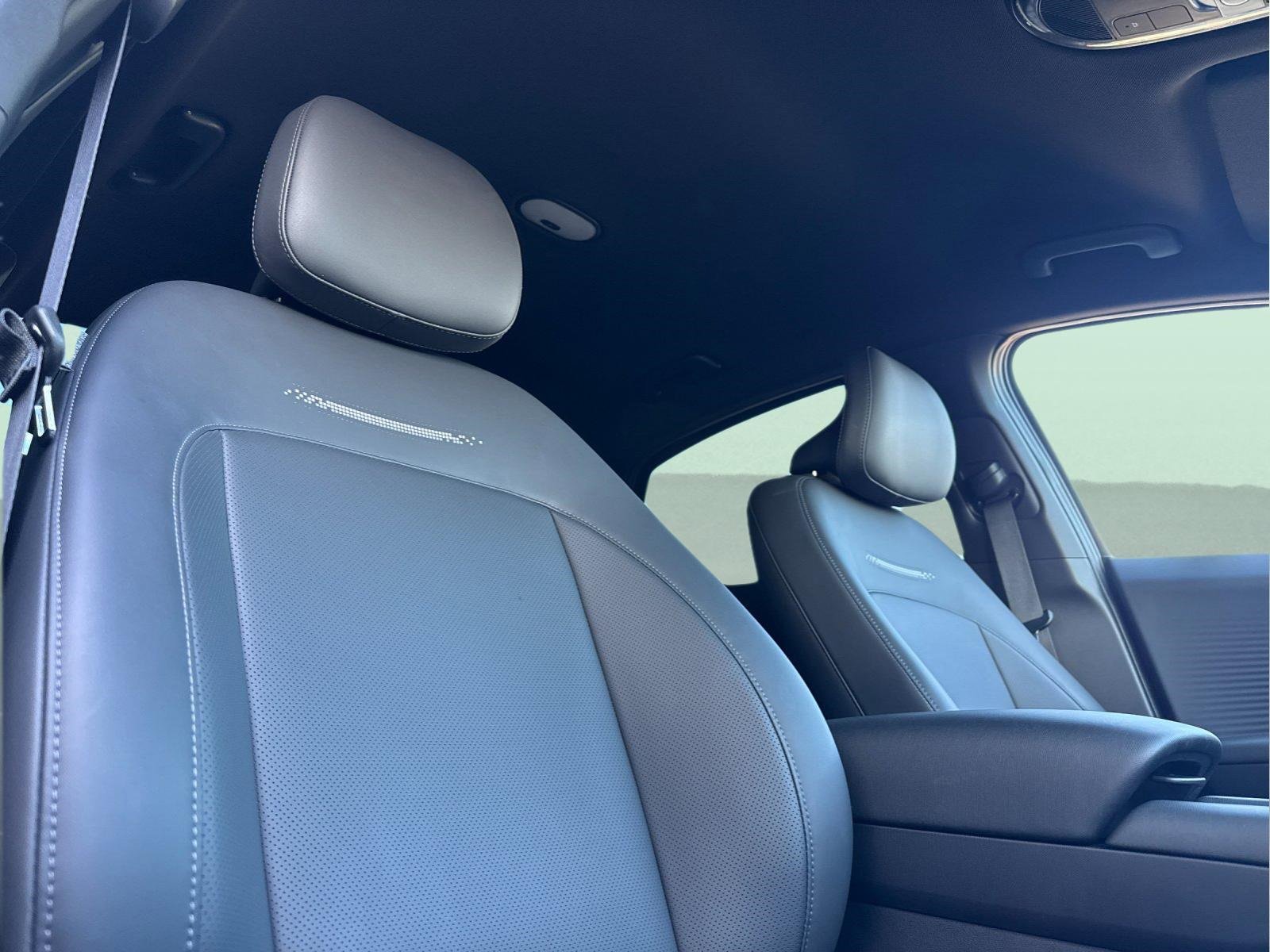 Used 2025 Hyundai Ioniq 6 SEL image 16