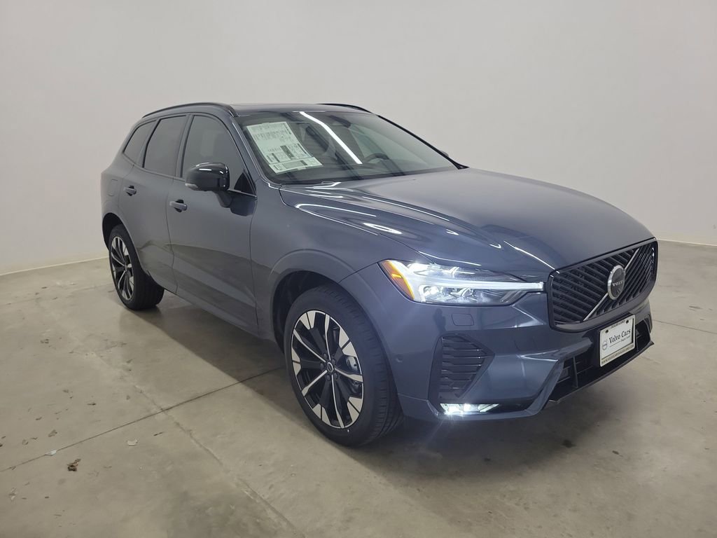 New 2026 Volvo XC60 B5 Plus w/ Protection Package Premier image 4