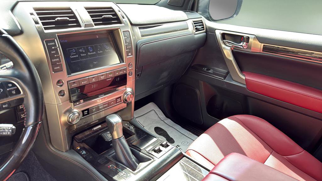 Used 2021 Lexus GX 460 Premium w/ Premium Package image 25