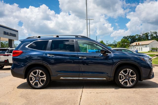 Certified 2025 Subaru Ascent Touring w/ Popular Package #2 AWD/4WD image 19