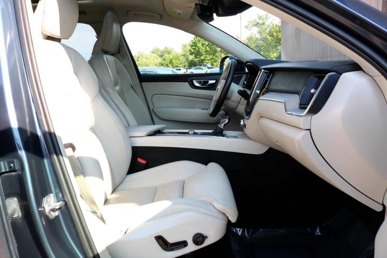 Used 2021 Volvo XC60 T5 Inscription w/ Climate Package image 41