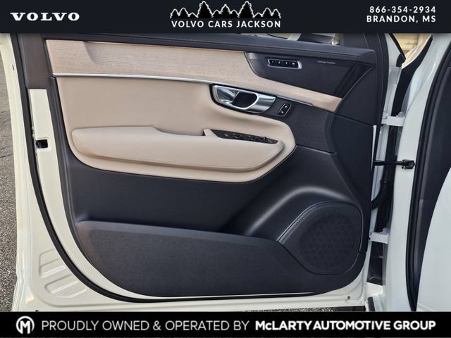 New 2026 Volvo XC90 B6 Ultra w/ Protection Package AWD/4WD image 15