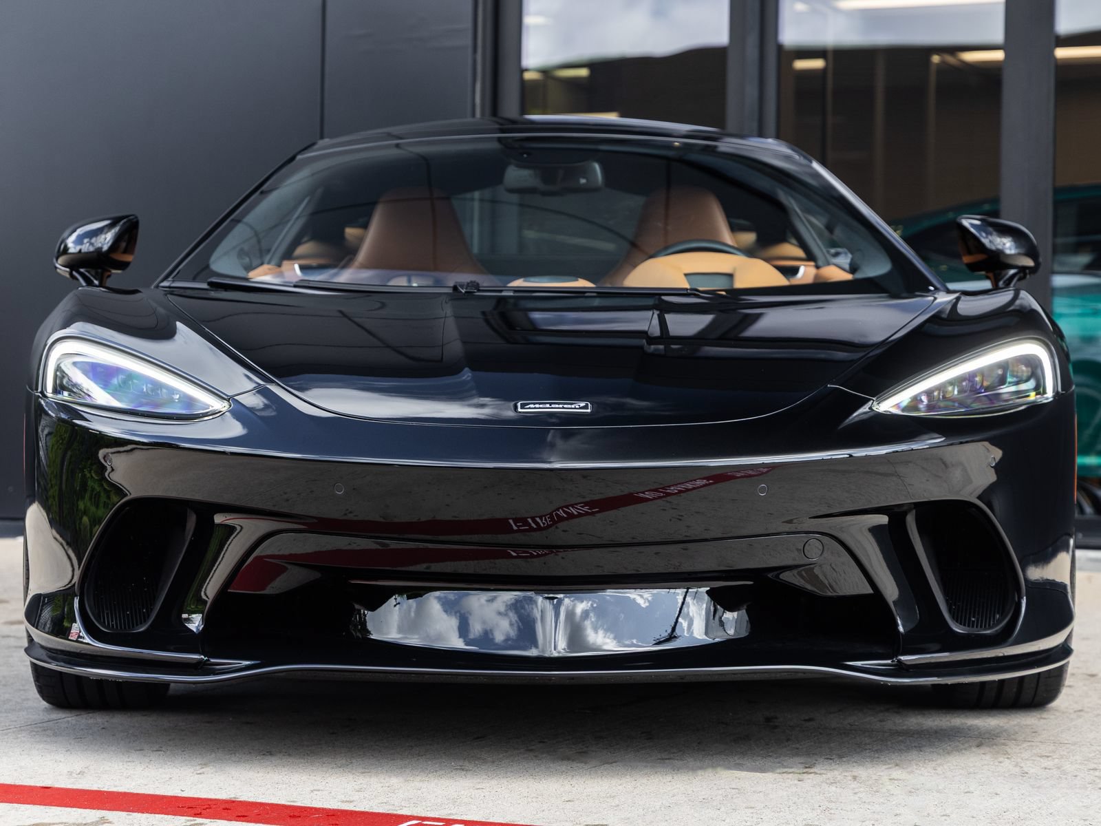 Used 2023 McLaren GT RWD image 5
