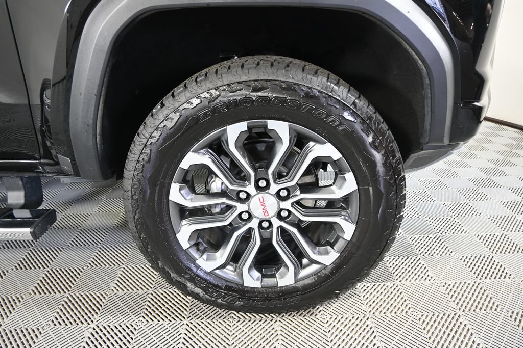 Used 2026 GMC Canyon Denali AWD/4WD image 12