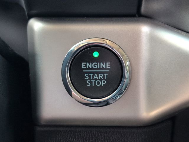 Used 2023 Ford Expedition XLT image 23