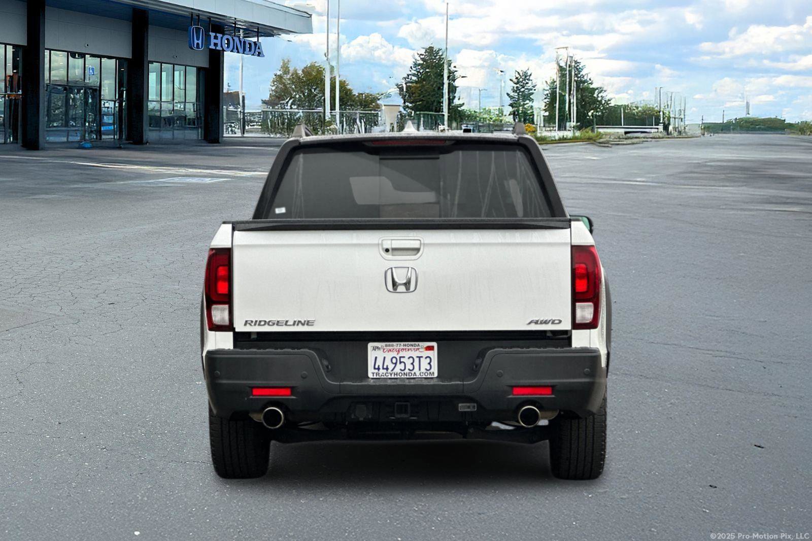 Certified 2023 Honda Ridgeline Black Edition image 7