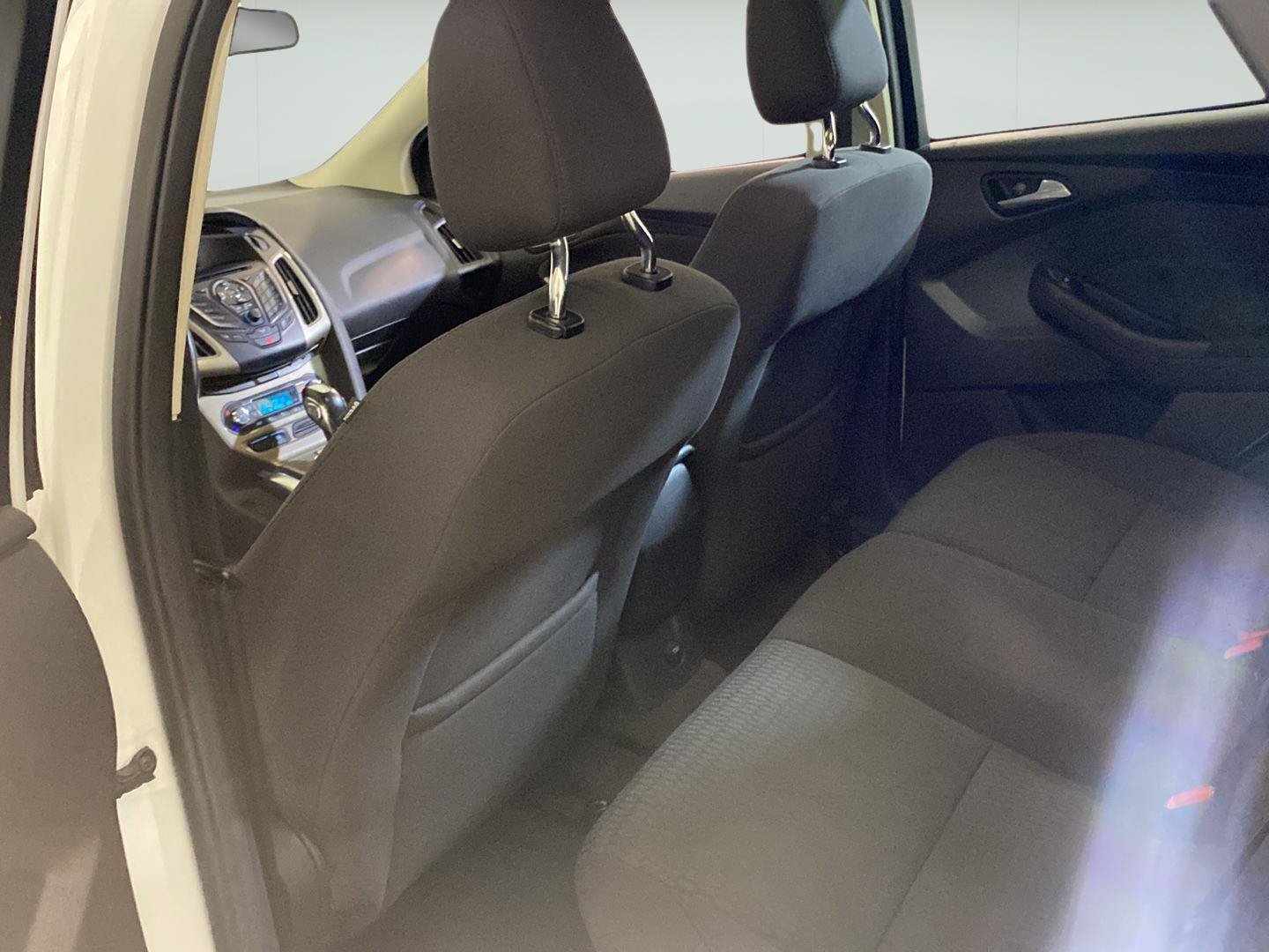 Used 2012 Ford Focus SEL FWD image 24