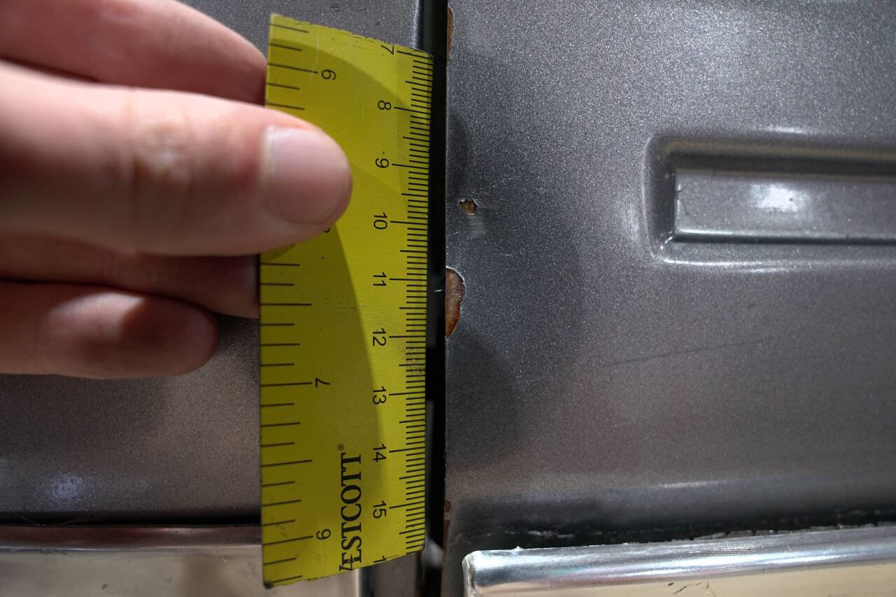 Used 1992 Dodge D/W Truck 250 image 31