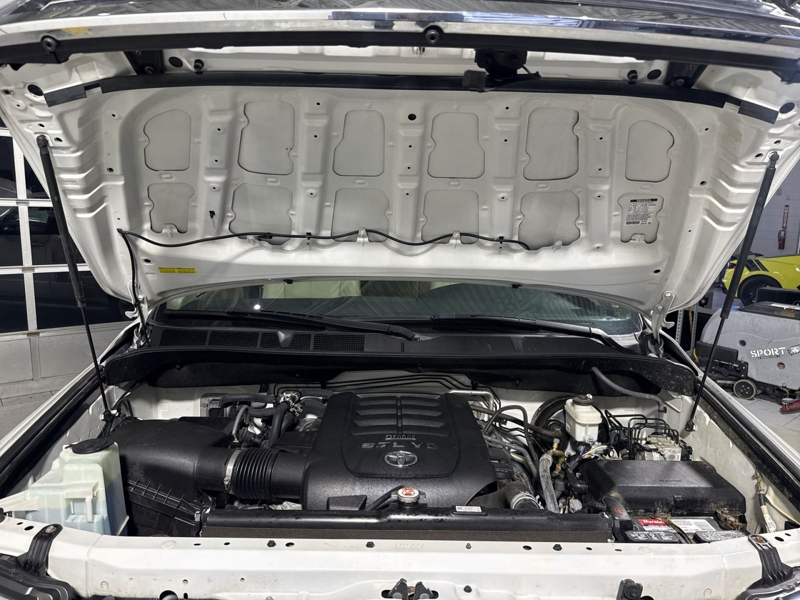 Used 2018 Toyota Sequoia Platinum RWD image 38