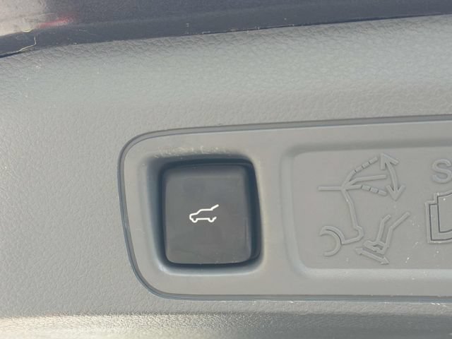 Used 2018 Lincoln Navigator Select AWD/4WD image 23