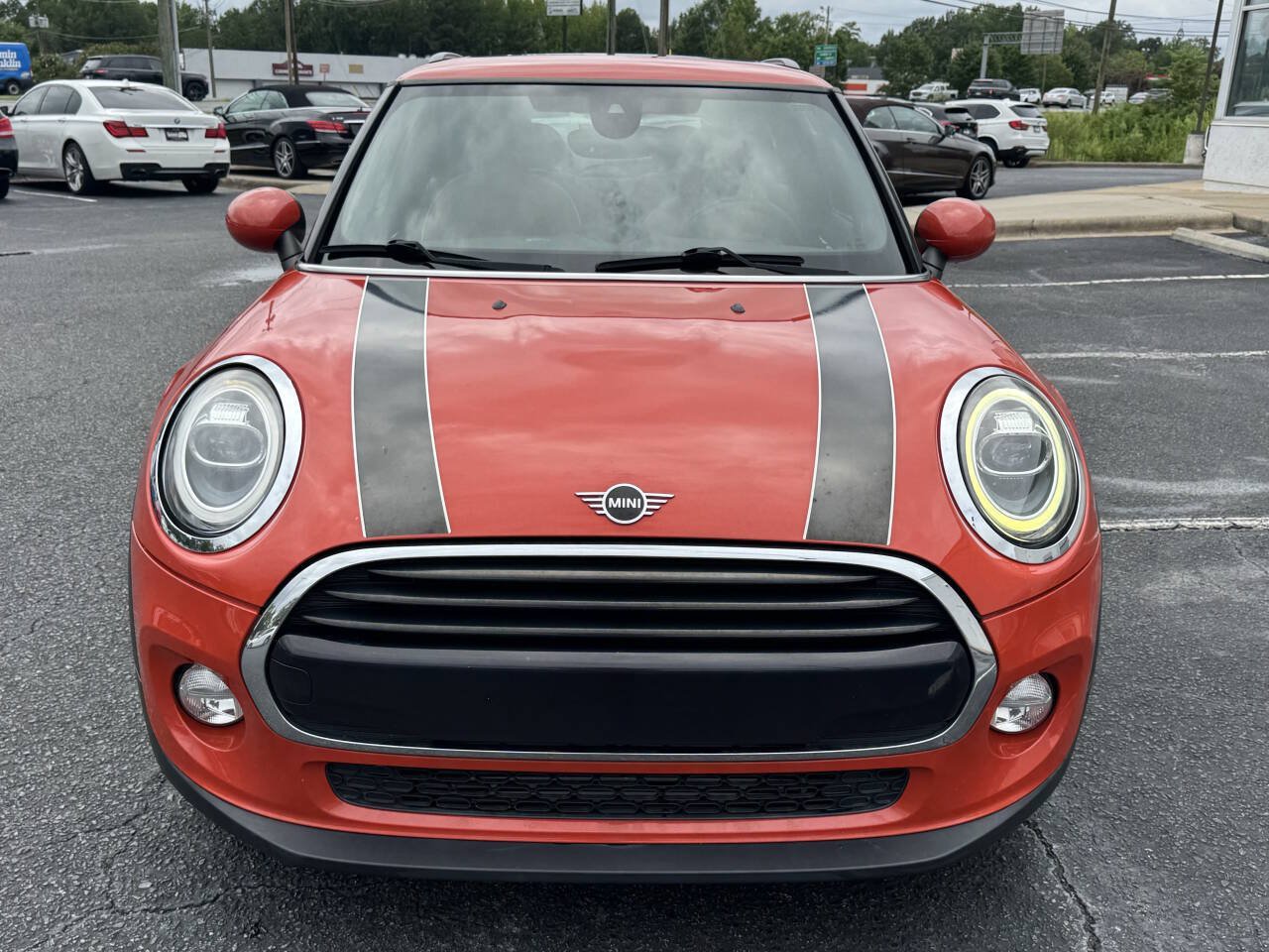 Used 2019 MINI Cooper 2-Door Hardtop FWD image 2