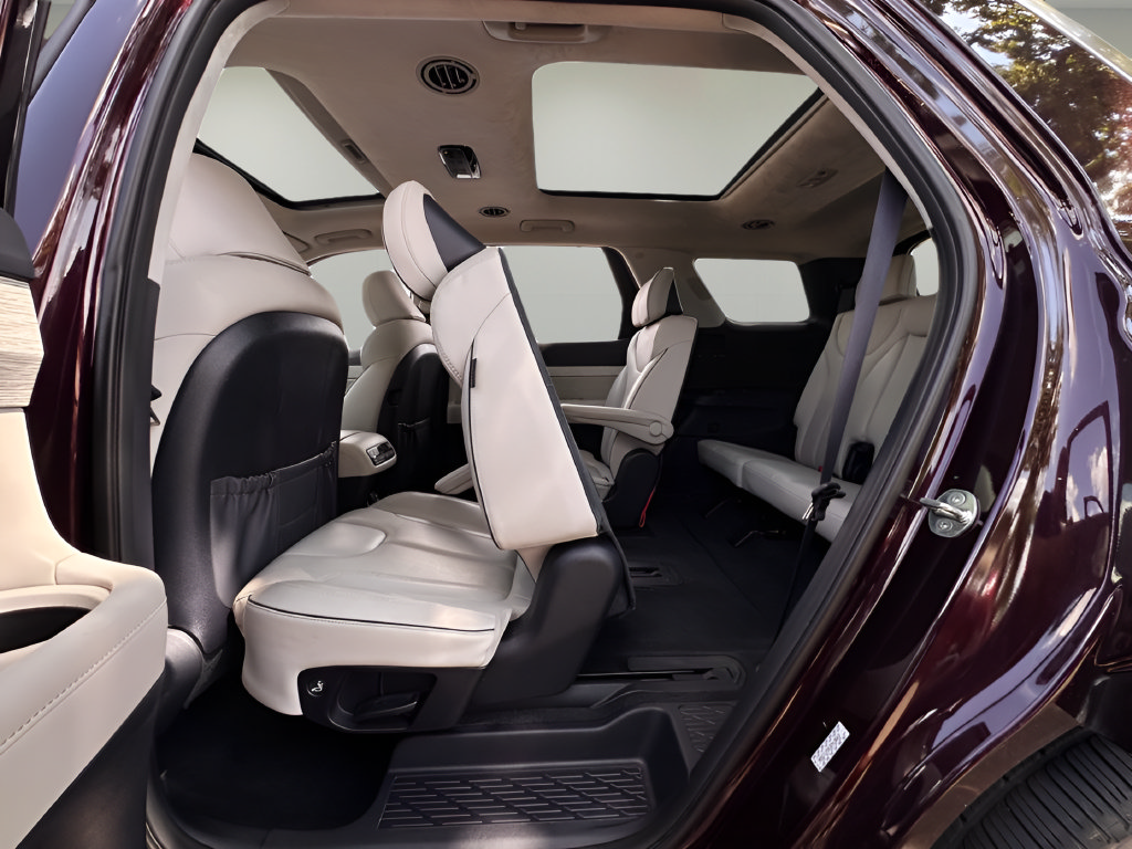 Used 2024 Hyundai Palisade Calligraphy FWD image 14