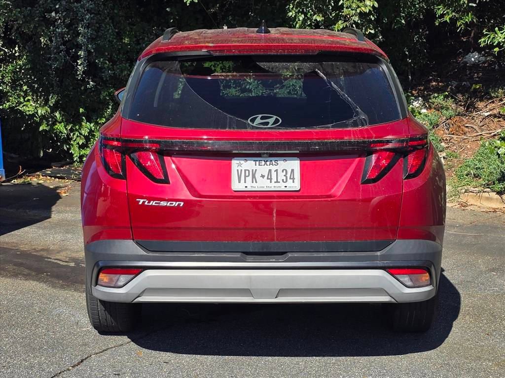 Used 2025 Hyundai Tucson SEL FWD image 12