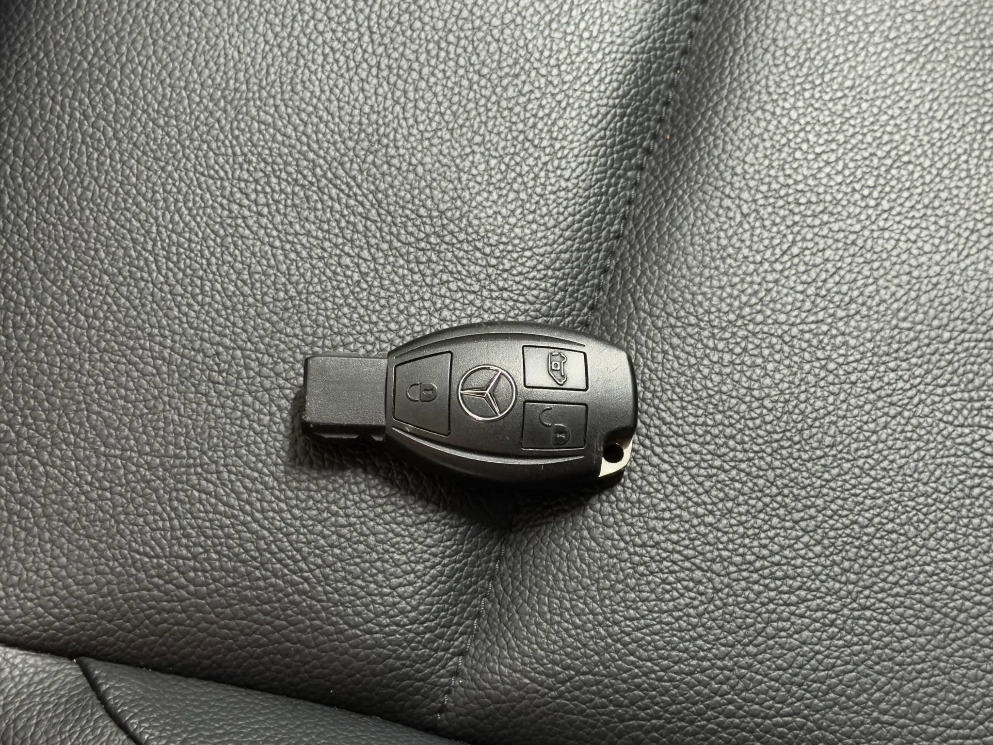 Used 2016 Mercedes-Benz Metris Passenger image 44