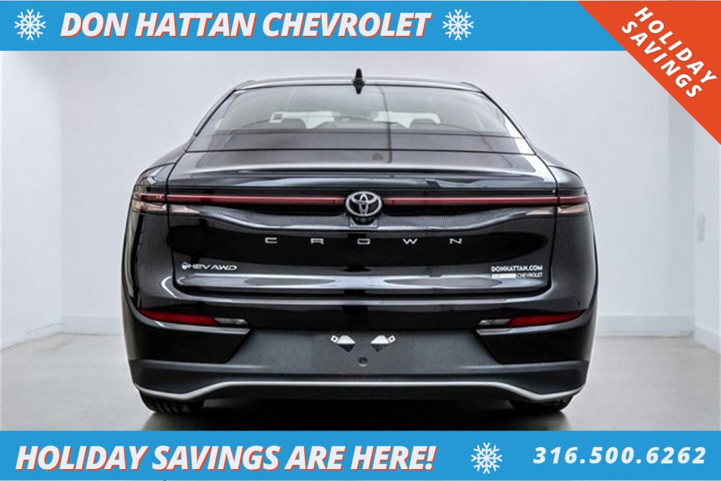 Used 2024 Toyota Crown XLE image 33