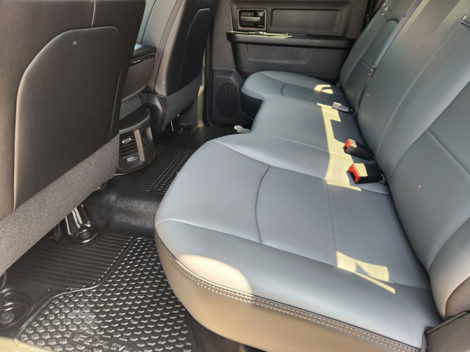 New 2026 RAM 3500 Tradesman w/ Chrome Appearance Group A AWD/4WD image 23