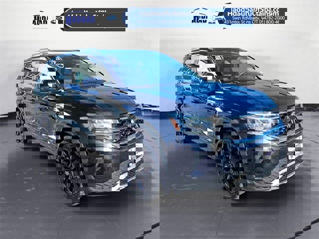 Used 2022 Volkswagen Taos SE w/ Panoramic Sunroof Package image 7