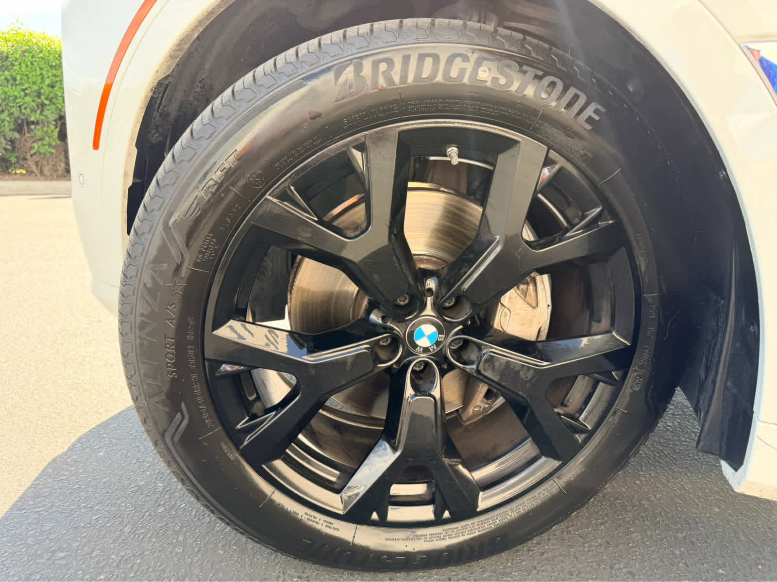 Used 2023 BMW X7 xDrive40i w/ Parking Assistance Package image 10