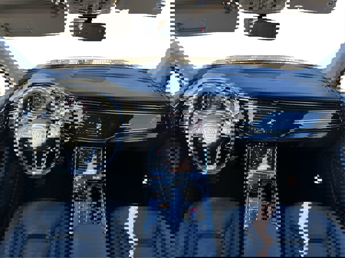 Used 2022 Audi Q7 2.0T Premium image 37