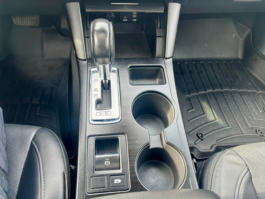 Used 2017 Subaru Legacy 2.5i Limited image 22