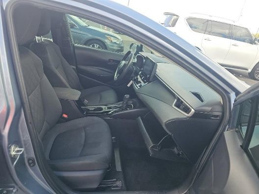 Used 2022 Toyota Corolla LE image 5
