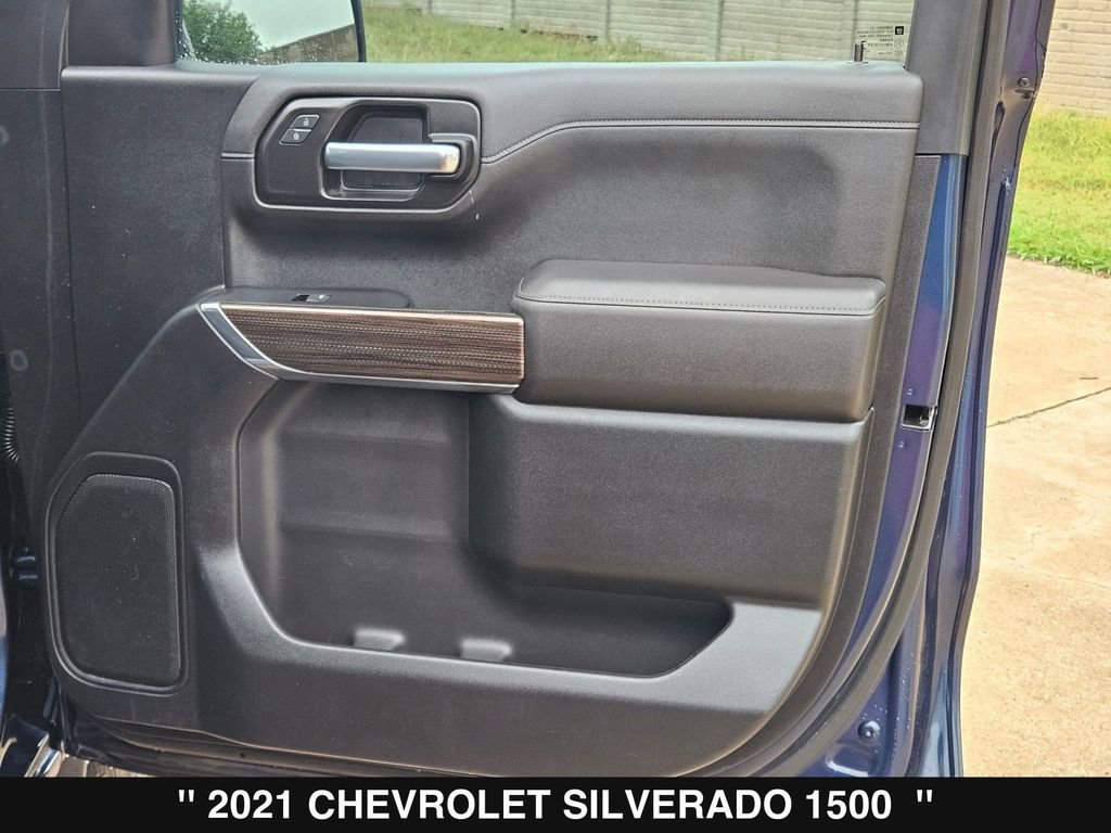Used 2021 Chevrolet Silverado 1500 LT w/ Convenience Package II AWD/4WD image 31
