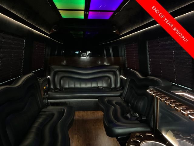 Used 2016 Mercedes-Benz Sprinter 2500 image 16