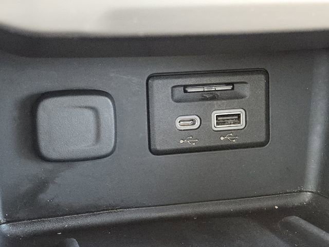 Certified 2023 GMC Acadia Denali w/ Denali Ultimate Package image 8