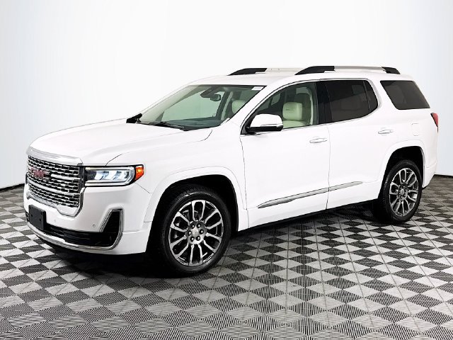 Used 2023 GMC Acadia Denali AWD/4WD image 4