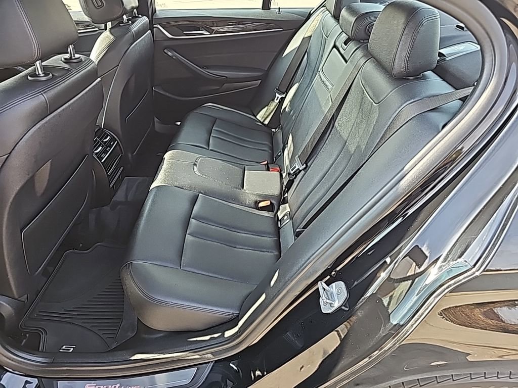 Used 2018 BMW 530i xDrive w/ Premium Package image 22