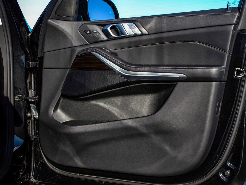 Used 2021 BMW X7 xDrive40i image 15