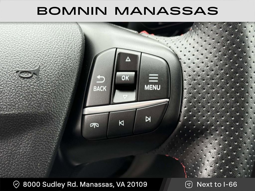 Used 2025 Ford Escape ST-Line image 9