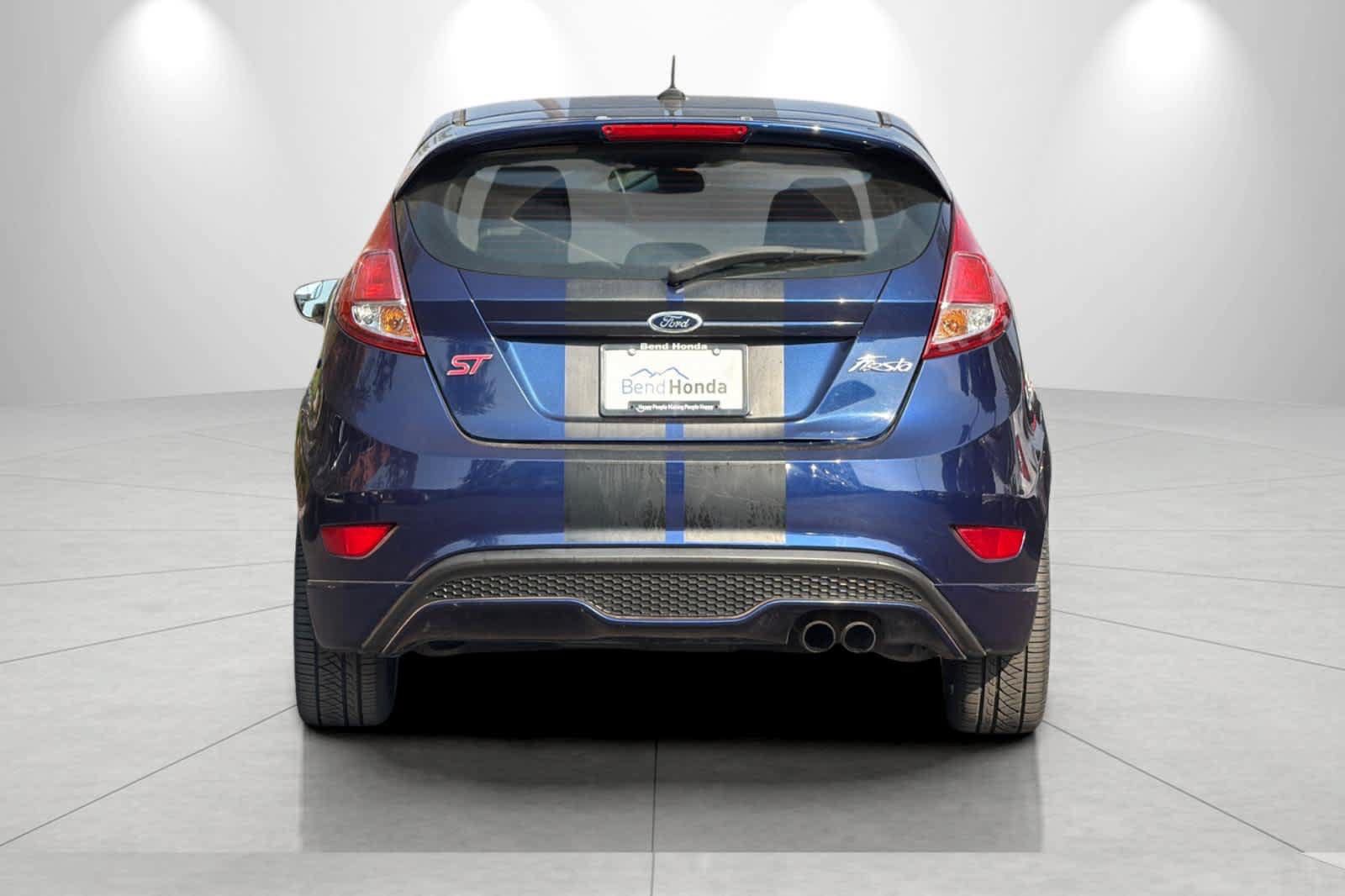 Used 2016 Ford Fiesta ST FWD image 7