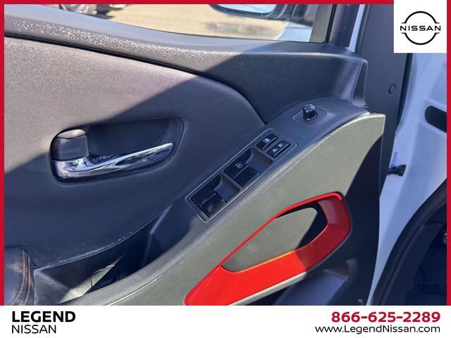 Used 2024 Nissan Frontier PRO-4X w/ Technology Package image 14