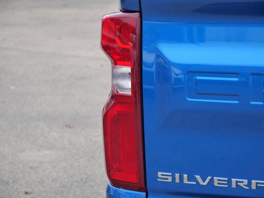 Used 2023 Chevrolet Silverado 1500 RST w/ Protection Package image 9