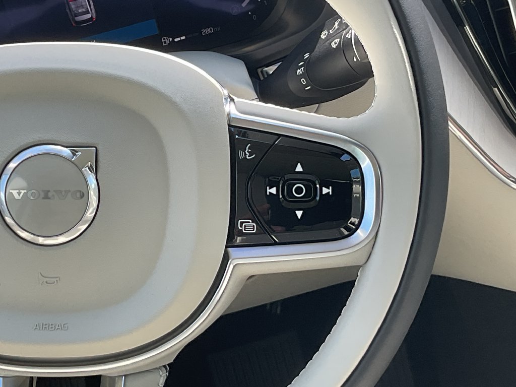 New 2027 Volvo XC60 B5 Ultra AWD/4WD image 23