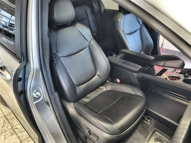 Certified 2025 Toyota Sienna XSE image 25