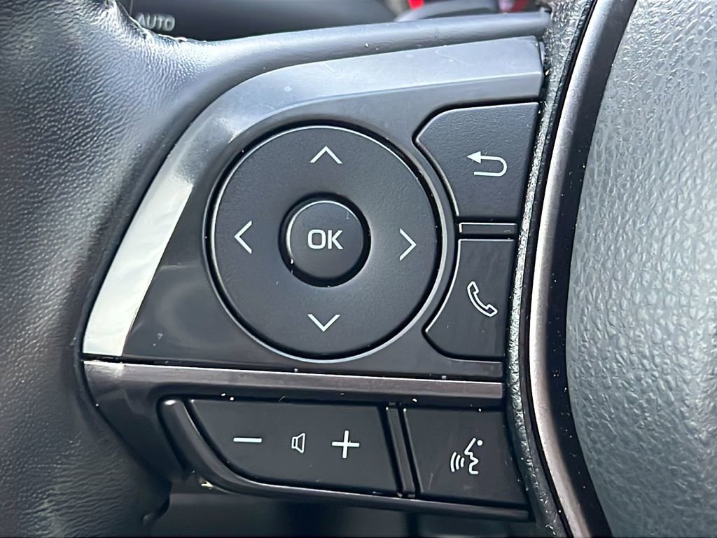 Used 2021 Toyota Camry XSE FWD image 19