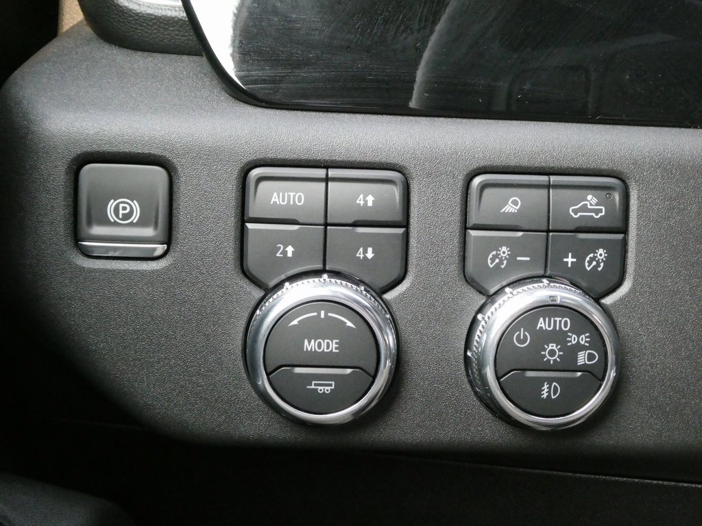 New 2025 GMC Sierra 2500 SLT w/ SLT Premium Package image 15