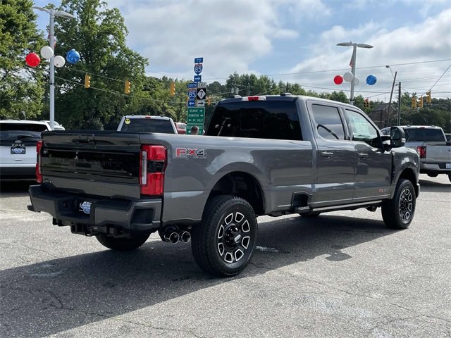 New 2025 Ford F350 Platinum w/ FX4 Off-Road Package image 7