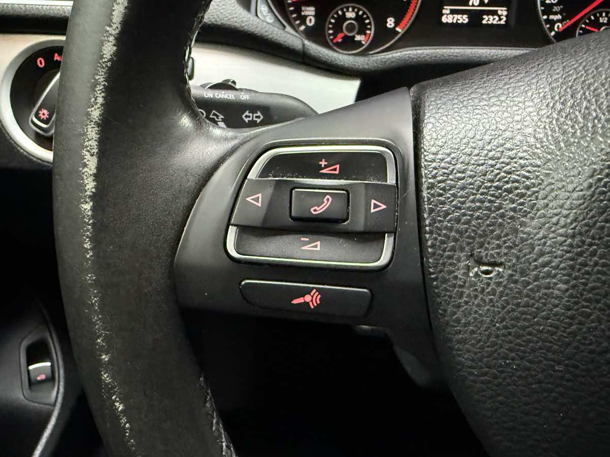 Used 2013 Volkswagen Passat 2.5 SE FWD image 15