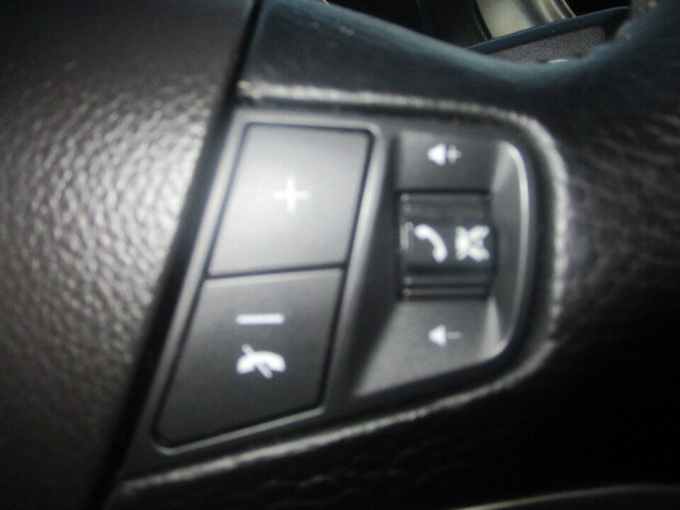 Used 2012 Chevrolet Captiva Sport LT image 30