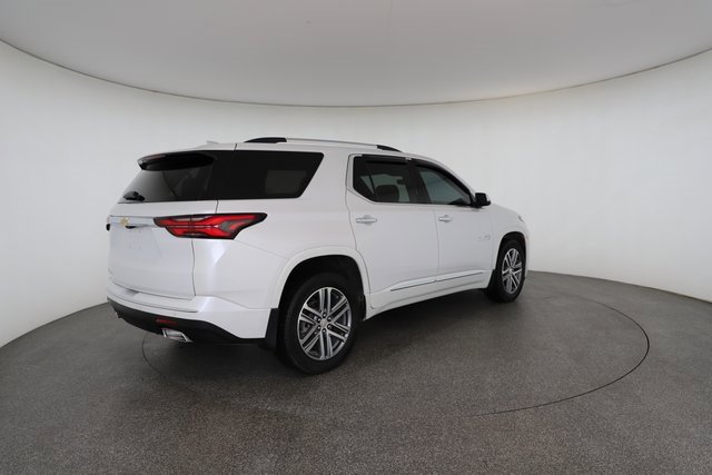 Used 2024 Chevrolet Traverse High Country image 18