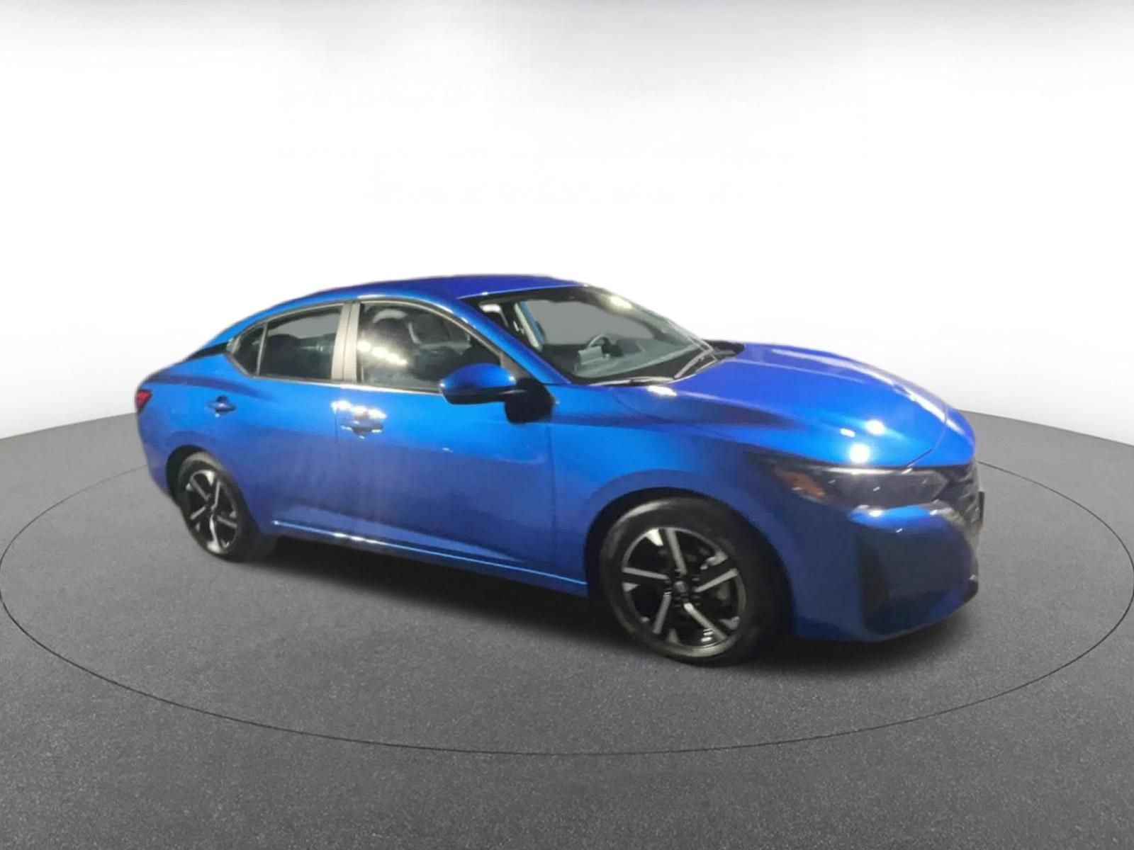 Used 2025 Nissan Sentra SV FWD video 2