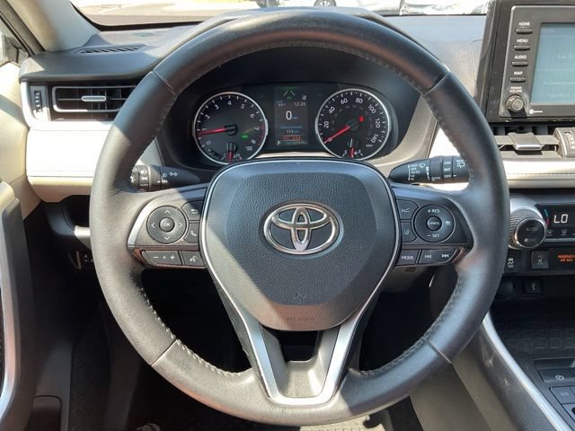 Used 2021 Toyota RAV4 XLE Premium FWD image 25